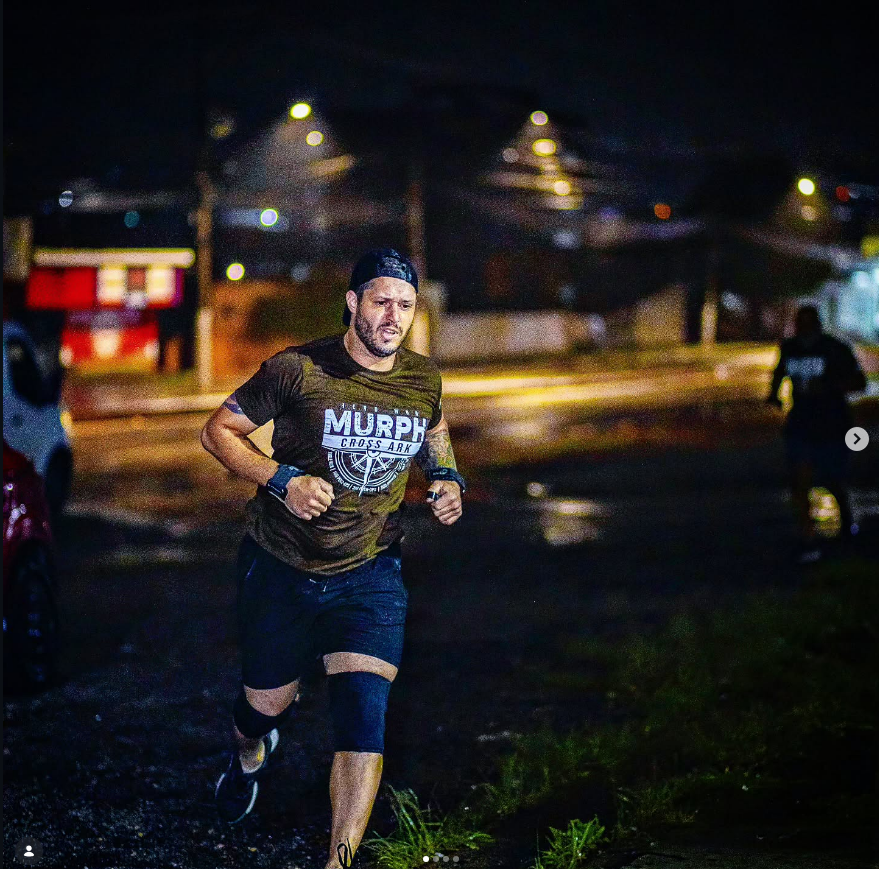 Aluno treinando no CT Cross ARK